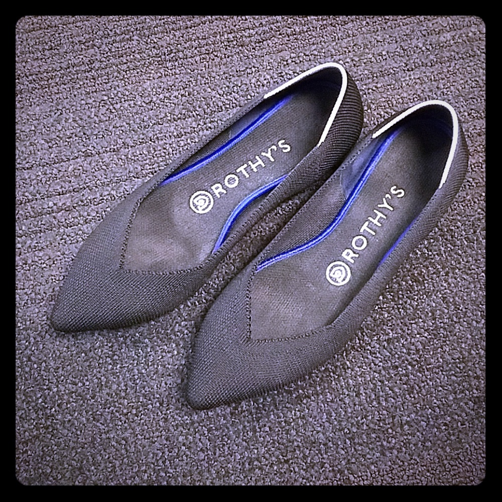 Rothy's black point flat